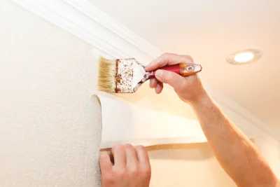 Pose de papier peint aux Mesnuls — revêtements muraux et toiles de verre
